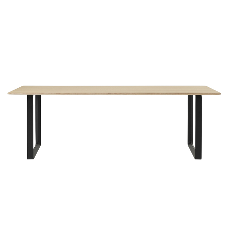 Table 70/70 Chêne contreplaqué Chêne/ noir MUUTO