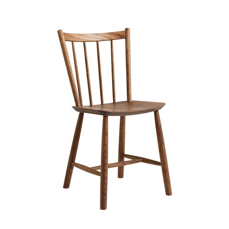 Chaise J41 Chêne huilé foncé  HAY