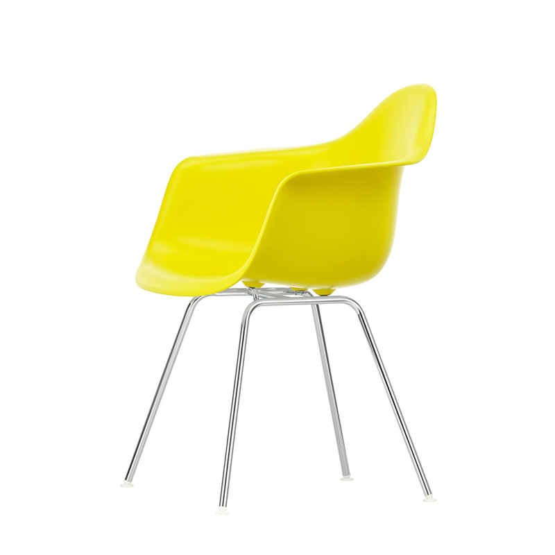 Chaise EAMES PLASTIC ARMCHAIR DAX Citron RE VITRA