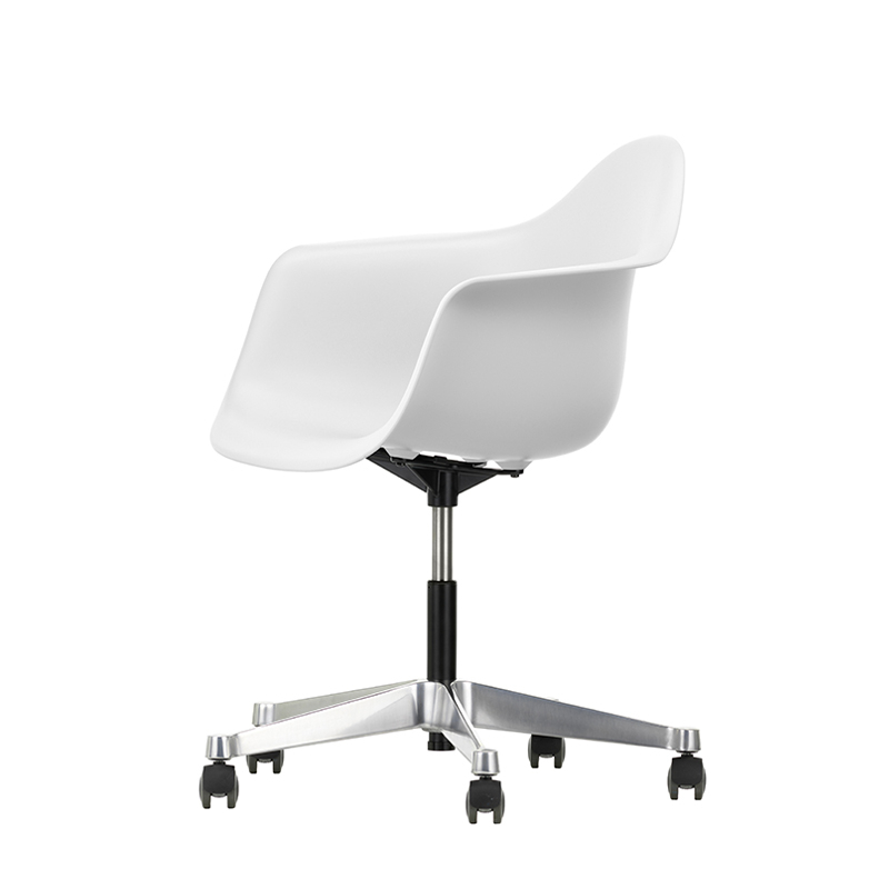 Fauteuil de bureau EAMES PLASTIC ARMCHAIR PACC Cotton white RE VITRA