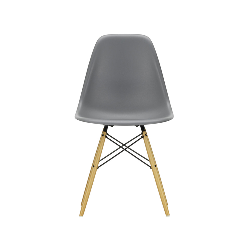 Chaise EAMES PLASTIC CHAIR DSW érable nuance de jaune Gris granit RE VITRA
